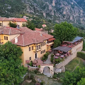 Bed & Breakfast Merlika -inside The Castle- **